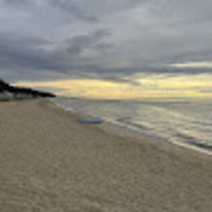 Meet your Posher, Caitlin